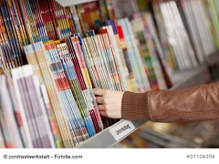 Zeitschriftenregal
