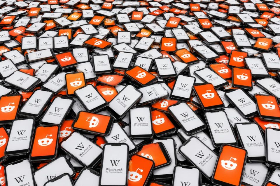 UGC Smartphones